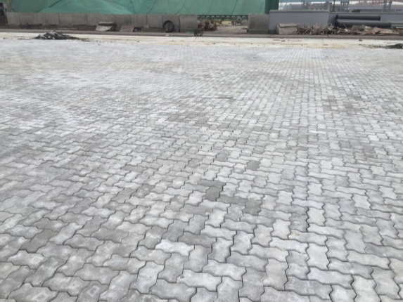 2015年 宁波港镇海港区 2~3泊位功能调整道路堆场工程