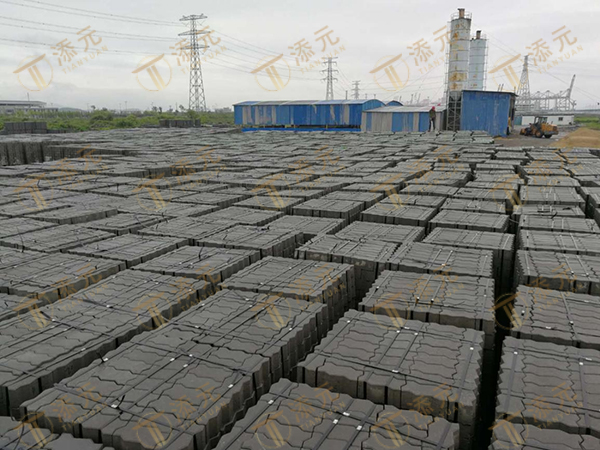 1770960800124711.jpg 联锁块生产制作区(一).jpg