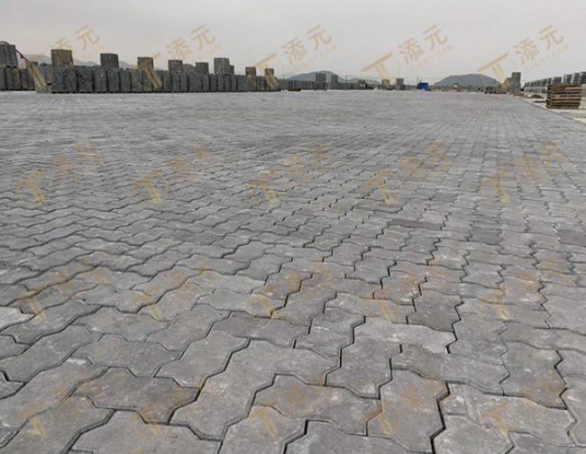 2022年 六横卸货码头外墙修缮及港区南线堆场入口区域整治高强度联锁块供货