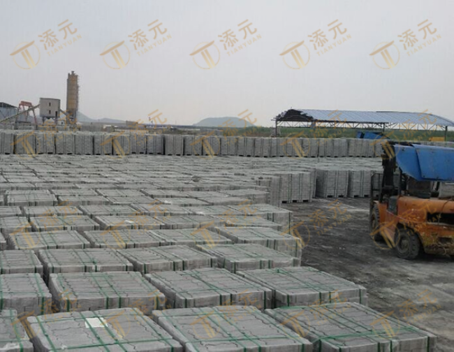 2014年 宁波梅山保税区汽车物流堆场C50联锁块供应工程