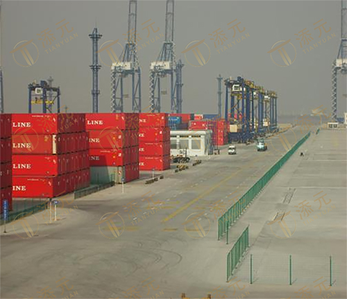 1787827379548269.jpg 集装箱堆场竣工场景(三).jpg