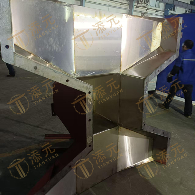 不锈钢 扭王字块 钢模具